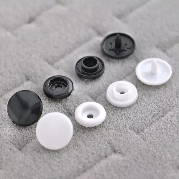 Plastic Snap Buttons